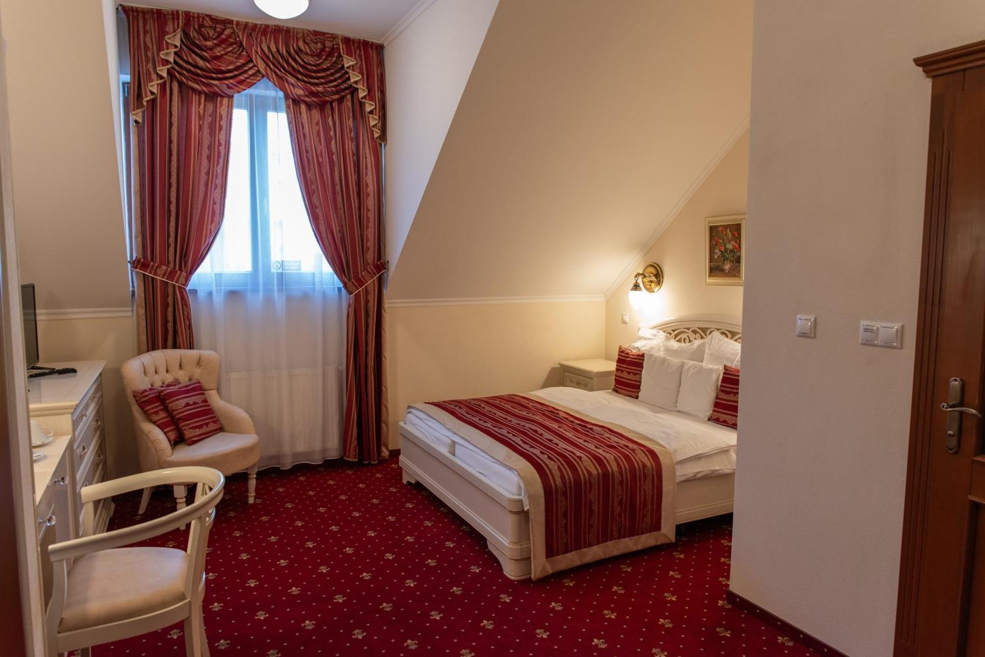 Hotel Viliam Frano Nitra Exterior foto